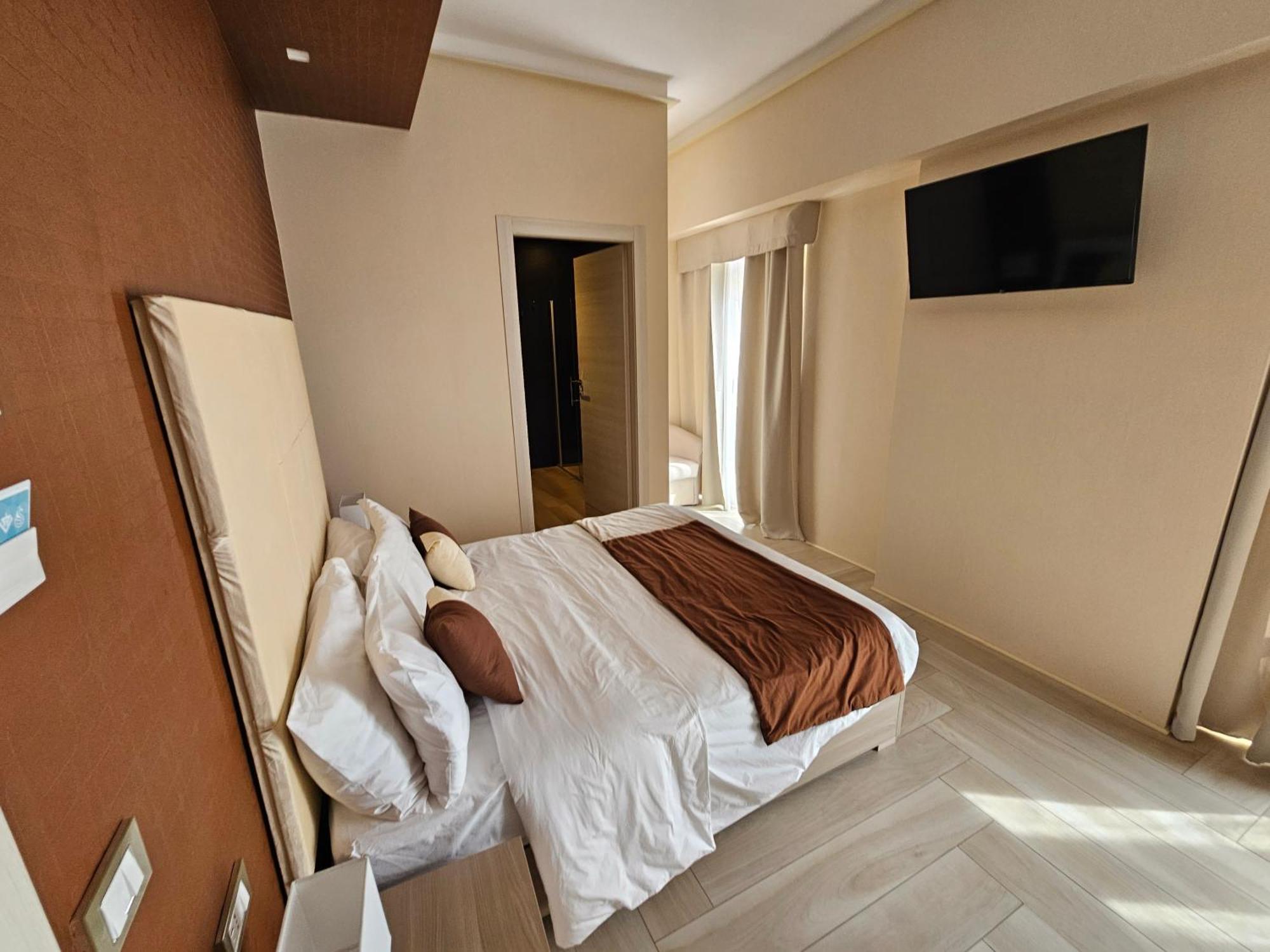 Astoria Boutique Suites Lecce Exteriör bild